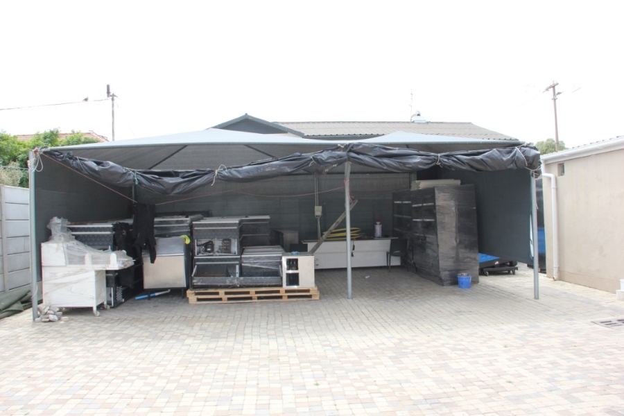 3 Bedroom Property for Sale in Strand Central Western Cape